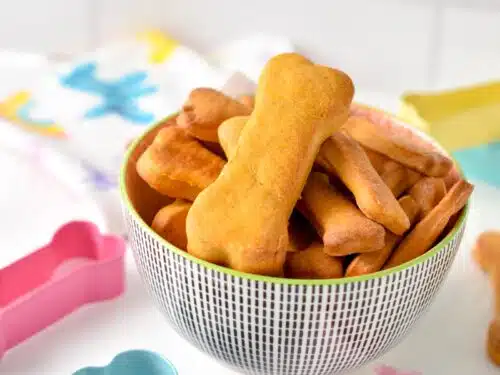 3-ingredient Dog Treat Recipe-1